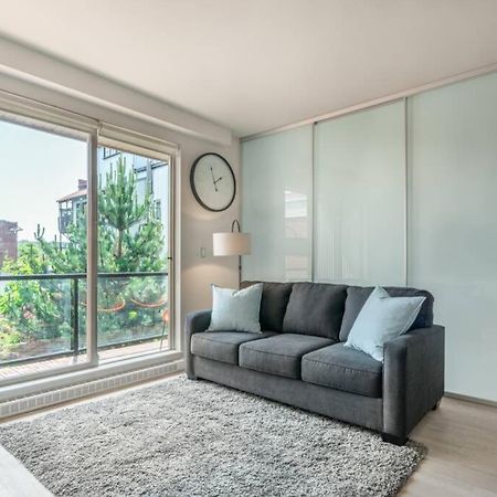 Clean 3Rd Floor Executive 1 Bedroom Apt In Old Town China Town Victoria Exterior foto